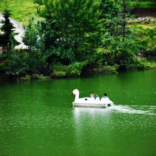 Cennetten Bir Damla: Sera Gölü
